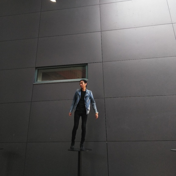 fashion - Picture 1 of 1